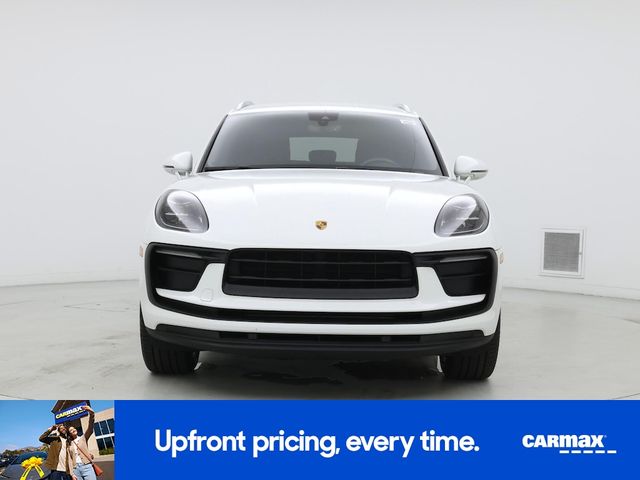 2022 Porsche Macan Base