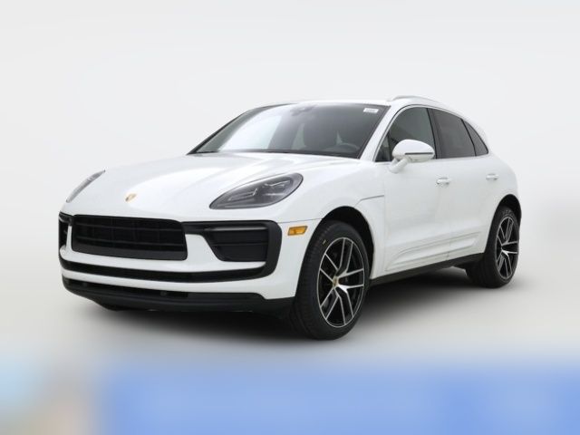 2022 Porsche Macan Base