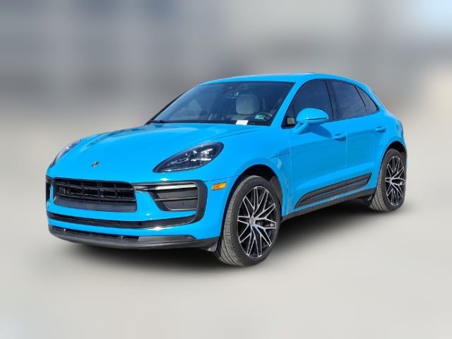 2022 Porsche Macan Base