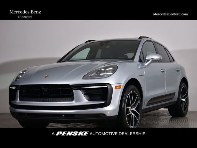 2022 Porsche Macan Base