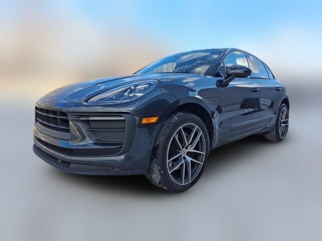 2022 Porsche Macan Base