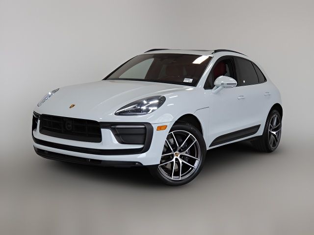 2022 Porsche Macan Base