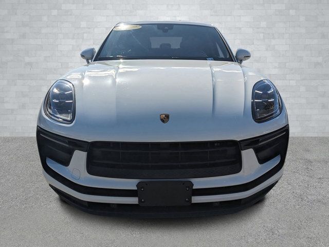 2022 Porsche Macan Base
