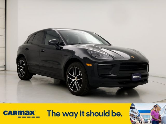 2022 Porsche Macan Base