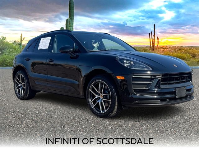 2022 Porsche Macan Base