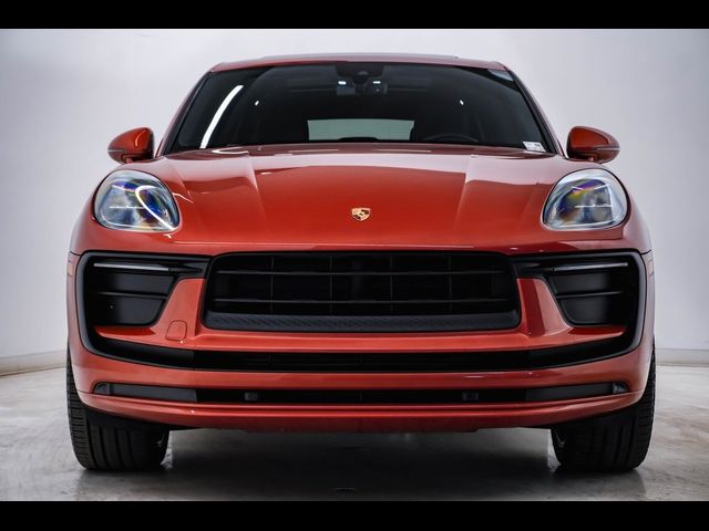 2022 Porsche Macan Base