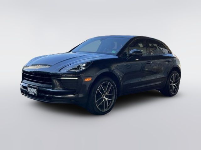 2022 Porsche Macan Base
