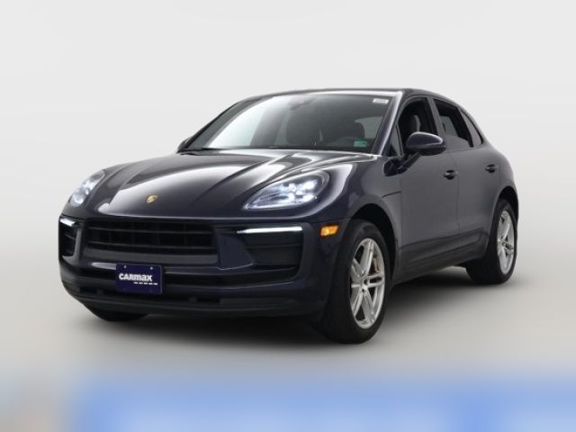 2022 Porsche Macan Base