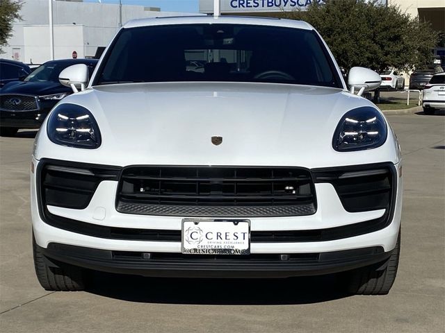 2022 Porsche Macan Base