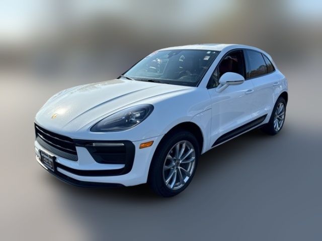 2022 Porsche Macan Base