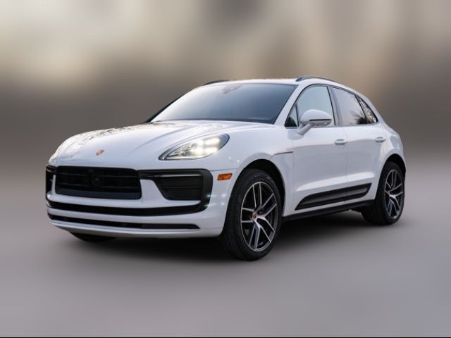 2022 Porsche Macan Base