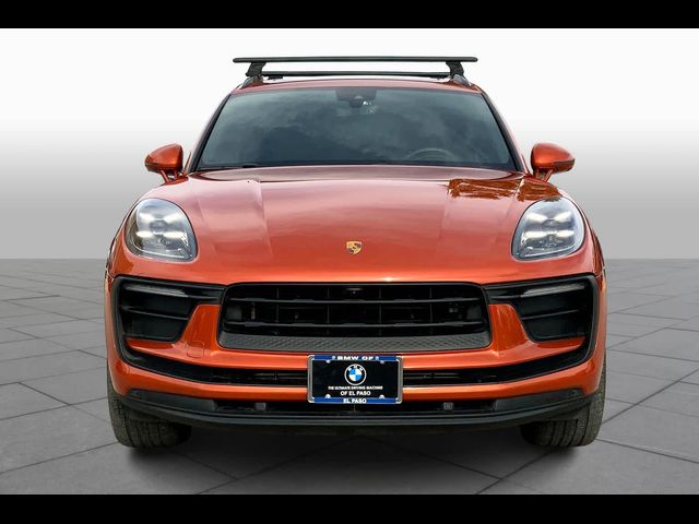 2022 Porsche Macan Base