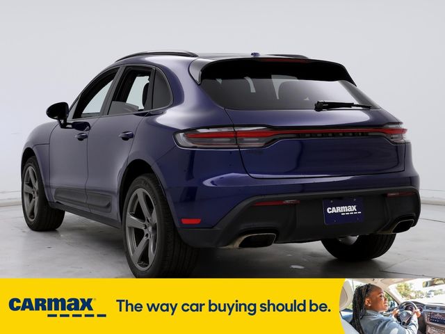 2022 Porsche Macan Base