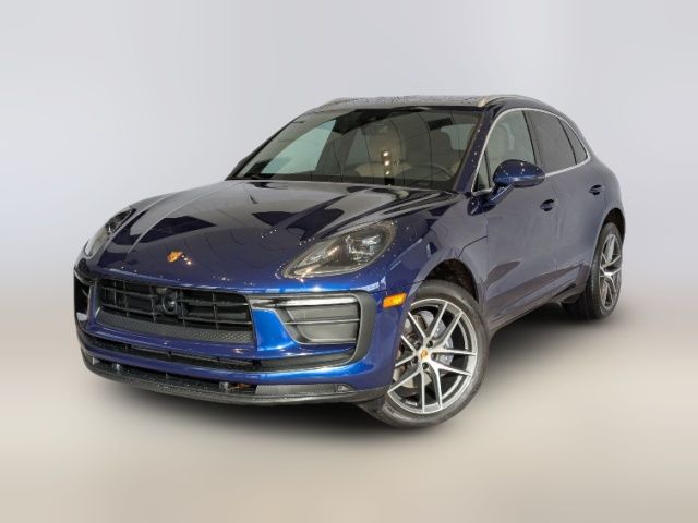 2022 Porsche Macan Base