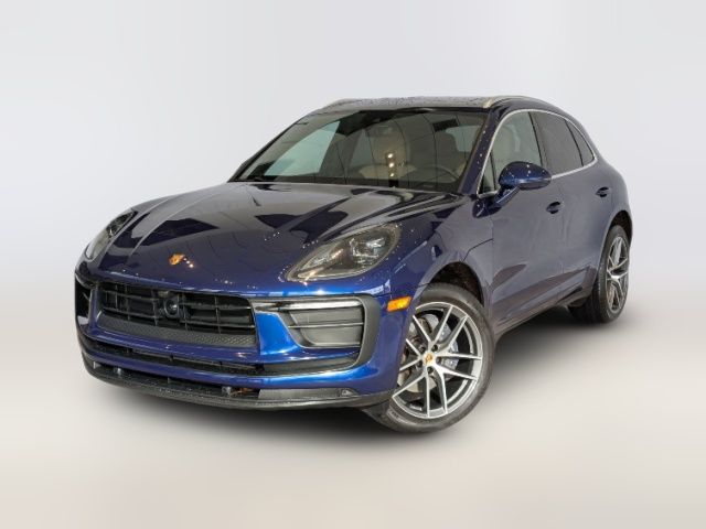 2022 Porsche Macan Base