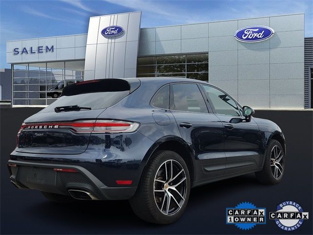 2022 Porsche Macan Base