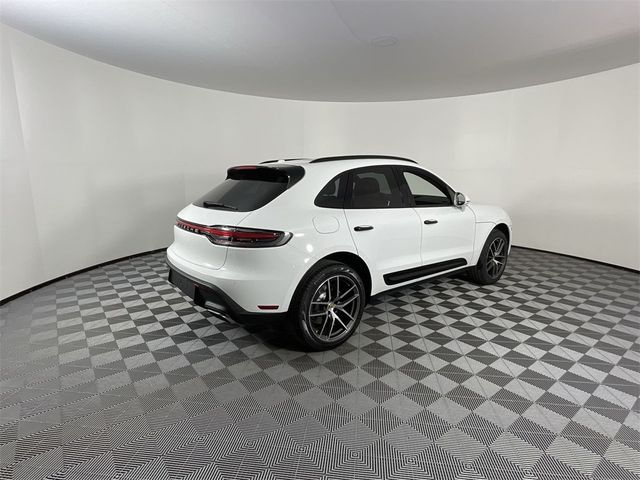 2022 Porsche Macan Base