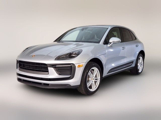 2022 Porsche Macan Base