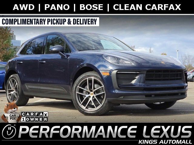 2022 Porsche Macan Base