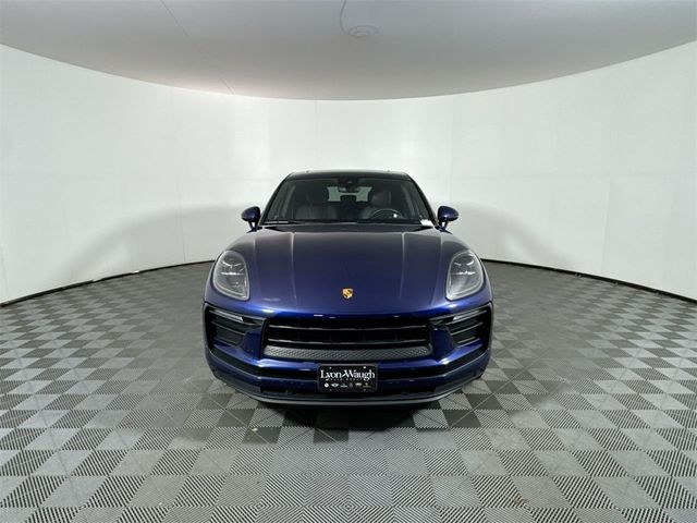 2022 Porsche Macan Base