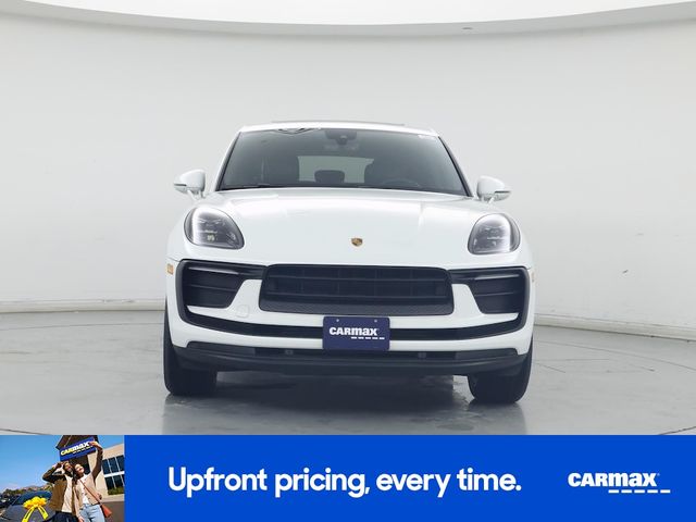 2022 Porsche Macan Base