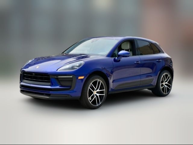 2022 Porsche Macan Base