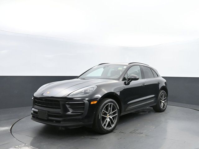 2022 Porsche Macan Base