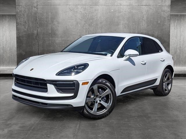 2022 Porsche Macan Base