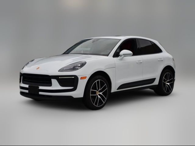 2022 Porsche Macan Base