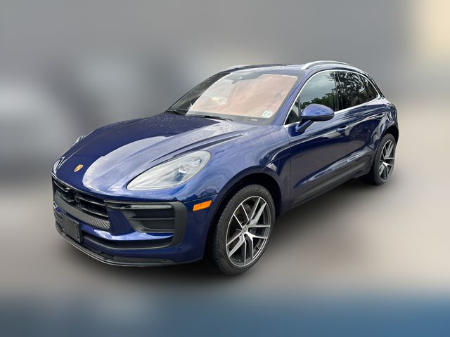 2022 Porsche Macan Base