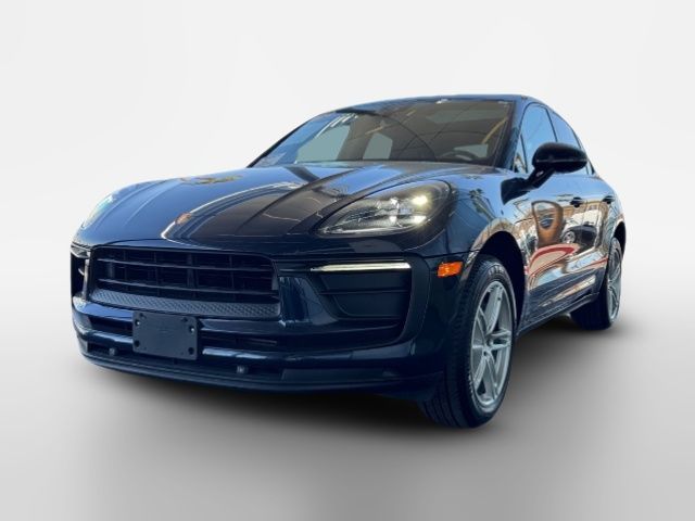 2022 Porsche Macan Base