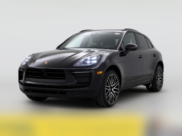 2022 Porsche Macan Base