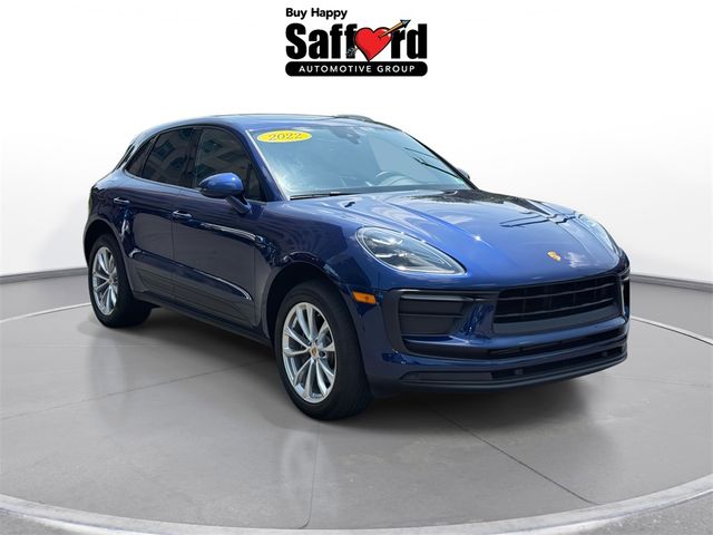 2022 Porsche Macan Base