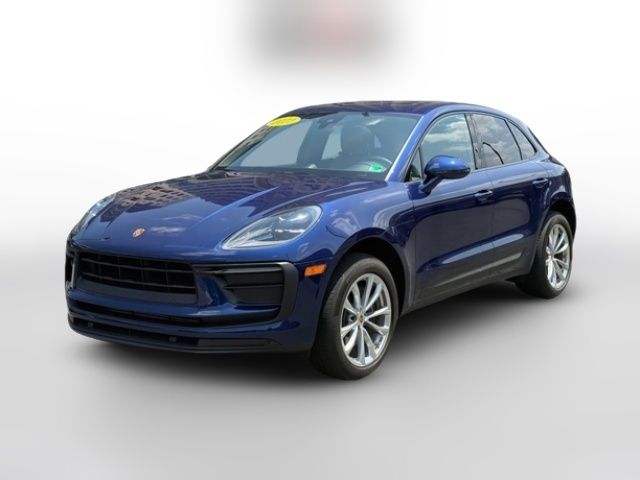 2022 Porsche Macan Base