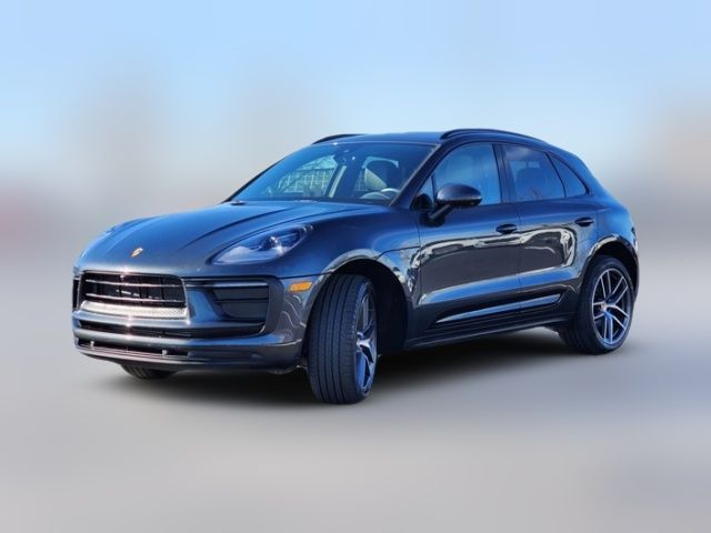 2022 Porsche Macan Base