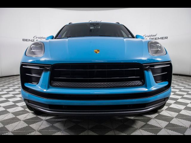 2022 Porsche Macan Base