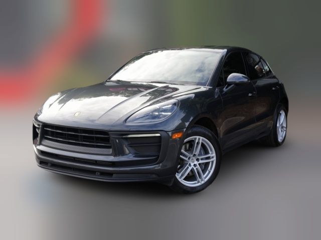 2022 Porsche Macan Base