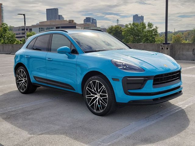 2022 Porsche Macan Base