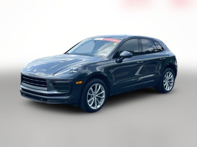 2022 Porsche Macan Base