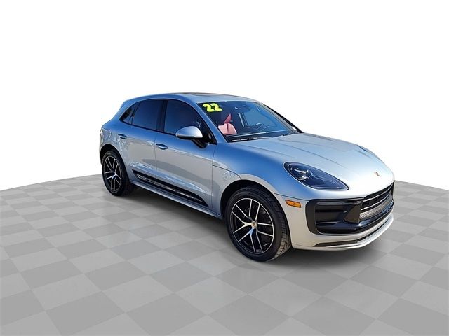 2022 Porsche Macan Base