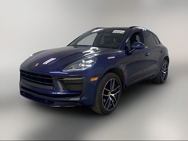 2022 Porsche Macan Base