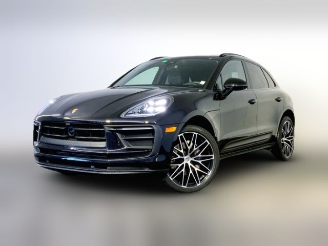 2022 Porsche Macan Base