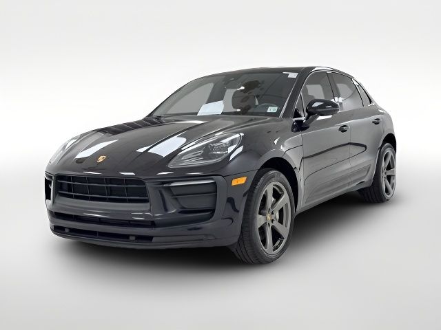 2022 Porsche Macan Base