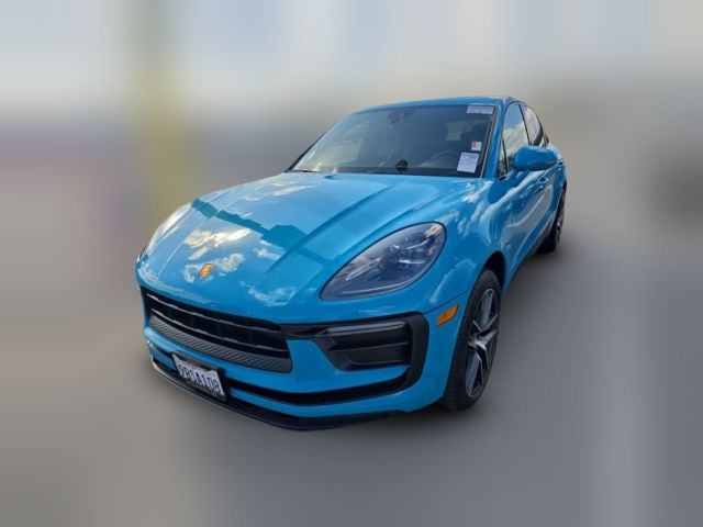 2022 Porsche Macan Base