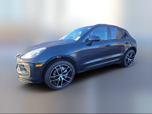 2022 Porsche Macan Base