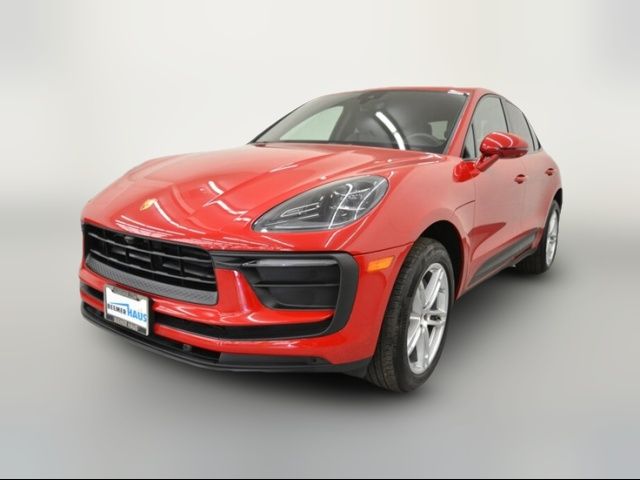2022 Porsche Macan Base