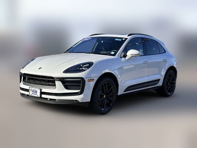 2022 Porsche Macan Base