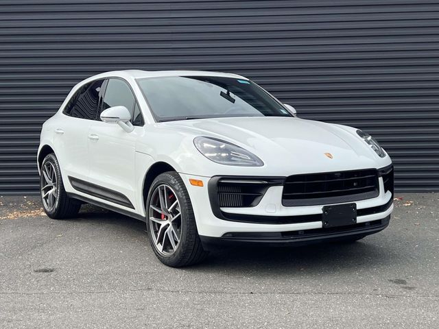 2022 Porsche Macan S