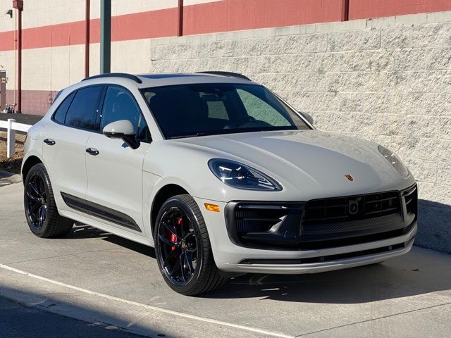 2022 Porsche Macan GTS