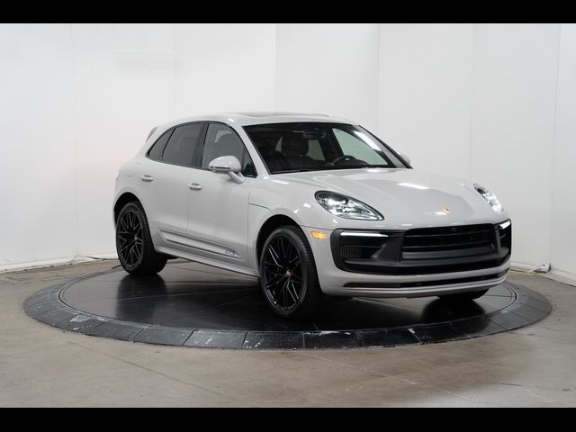 2022 Porsche Macan GTS